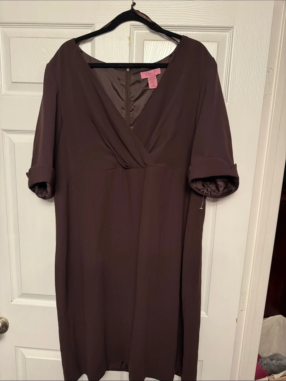 Eliza J Deep Brown V-Neck Midi Dress with Cuffed Short Sleeves